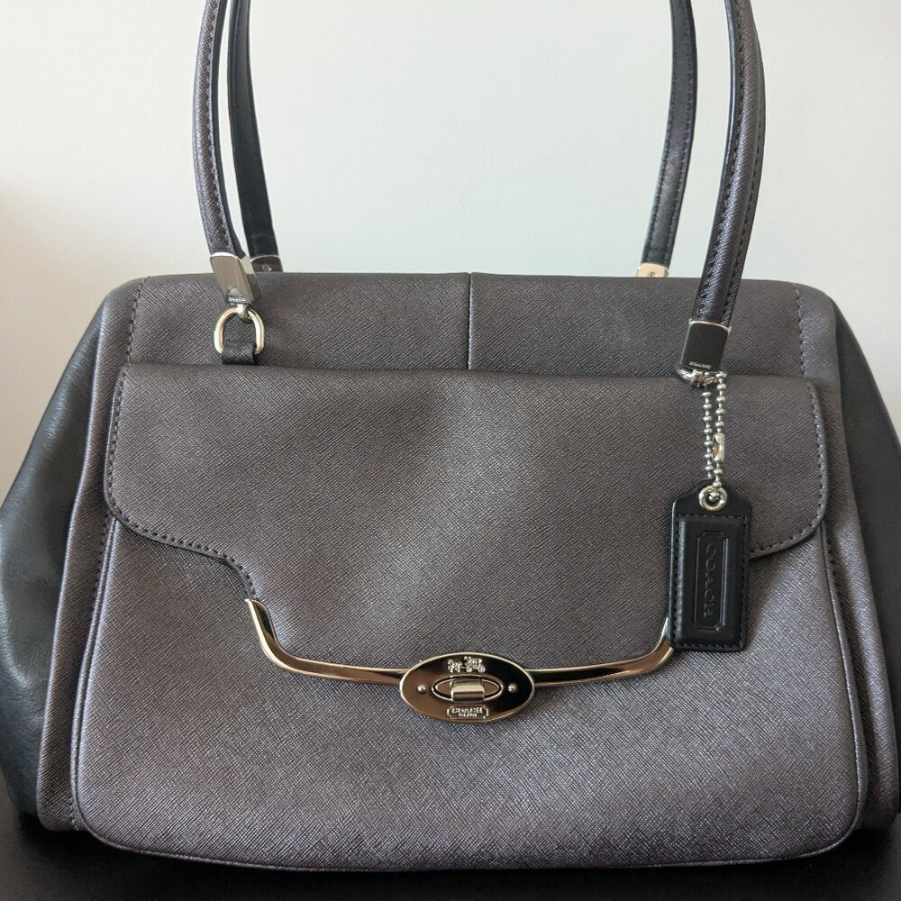 Preowned 25162 Coach Madeline Quartz/Black East/West Satchel Bag